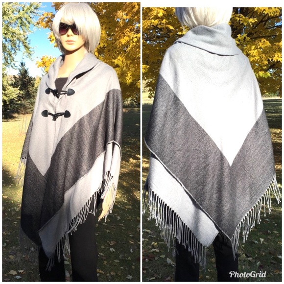 Mixit Sweaters - (See New Listing)NWOT |•MIXIT•| Grey/Black Layered